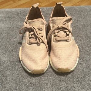 Woman’s Adidas Original NMD R1 Hybrid Hikers Casual Shoes